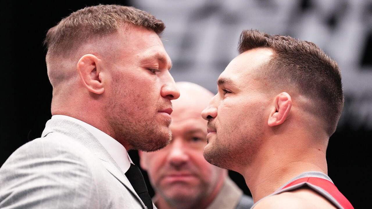 Conor McGregor e Michael Chandler se encaram