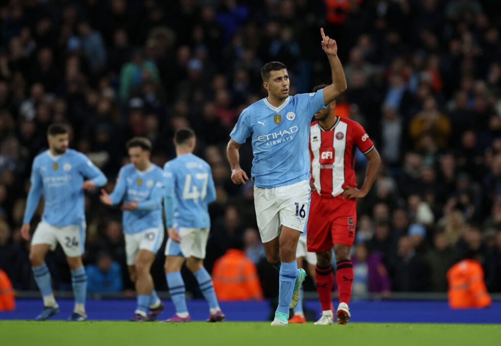 Rodri abre o placar no Etihad