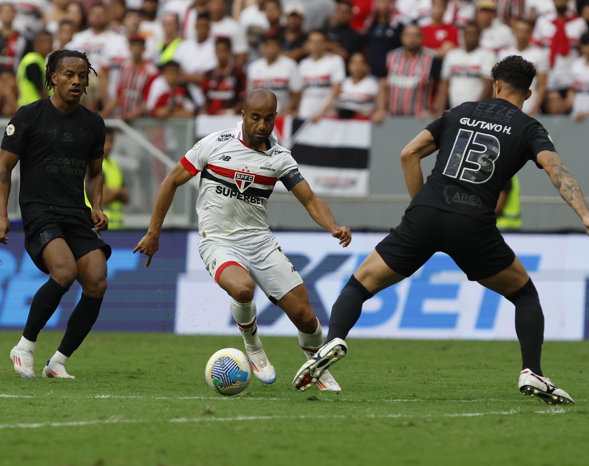 São Paulo e Corinthians fazem Clássico Majestoso neste domingo. Final de semana conta ainda com outros clássicos nos Campeonatos Estaduais ao redor do Brasil