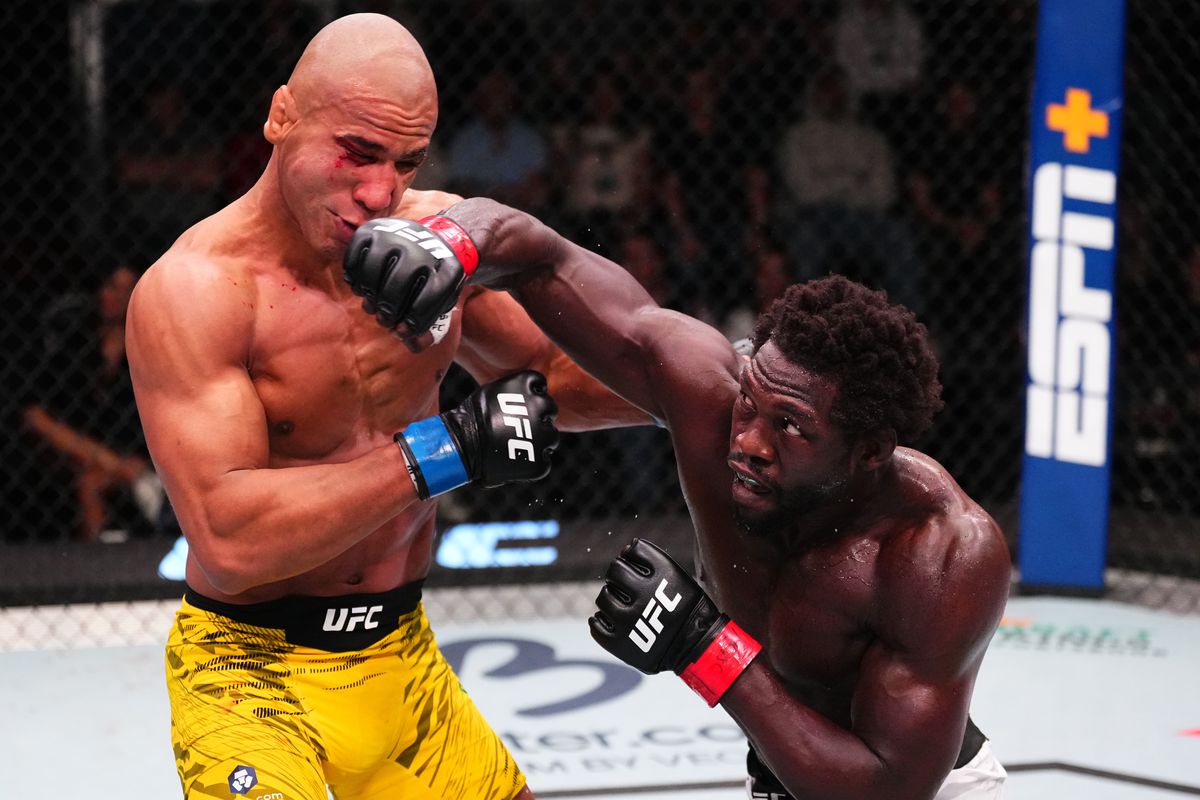Cannonier vs Rodrigues