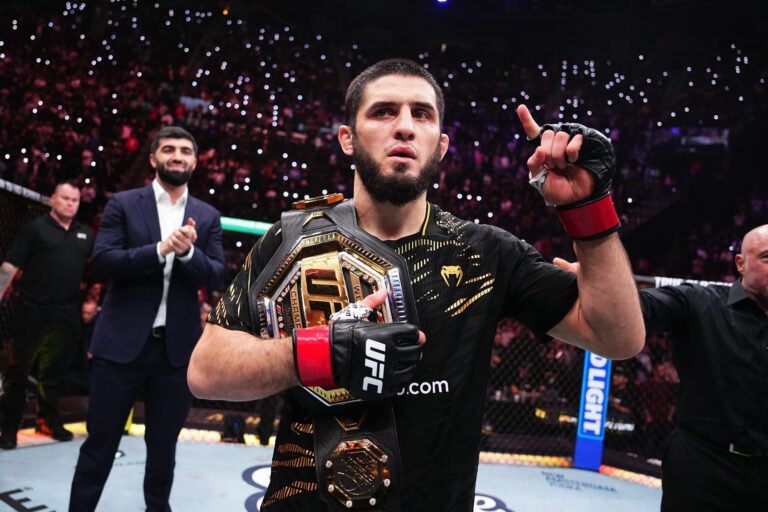 Islam Makhachev mira posto de GOAT e aceita risco de enfrentar os novos monstros do UFC