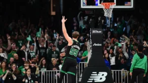 Celtics conta com noite inspirada de novato.