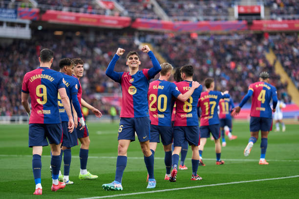 Na vitória por 4 a 0 contra a Real Sociedad, Gerard Martín e Marc Casadó puderam comemorar seus primeiros gols com a camisa do Barcelona.