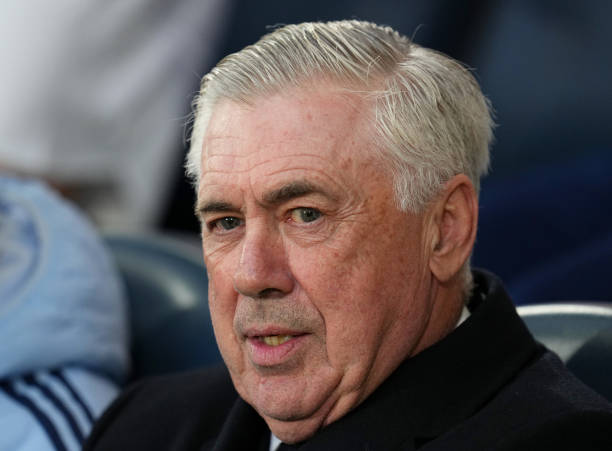 Ancelotti e Courtois, poucos antes da partida em La Cerámica, se posicionaram duramente contra os poucos dias de descanso. Seleção