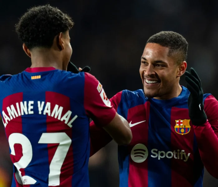 Lamine Yamal e Vitor Roque