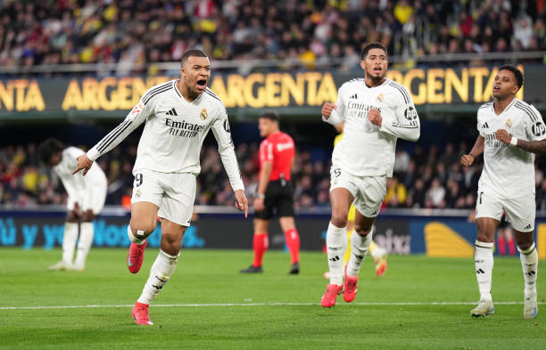 Com a vitória, o Real Madrid, temporariamente, assume a ponta da tabela em La Liga.
