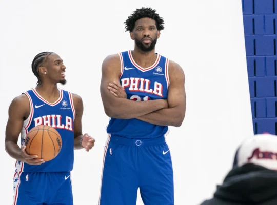 Maxey e Embiid 76ers
