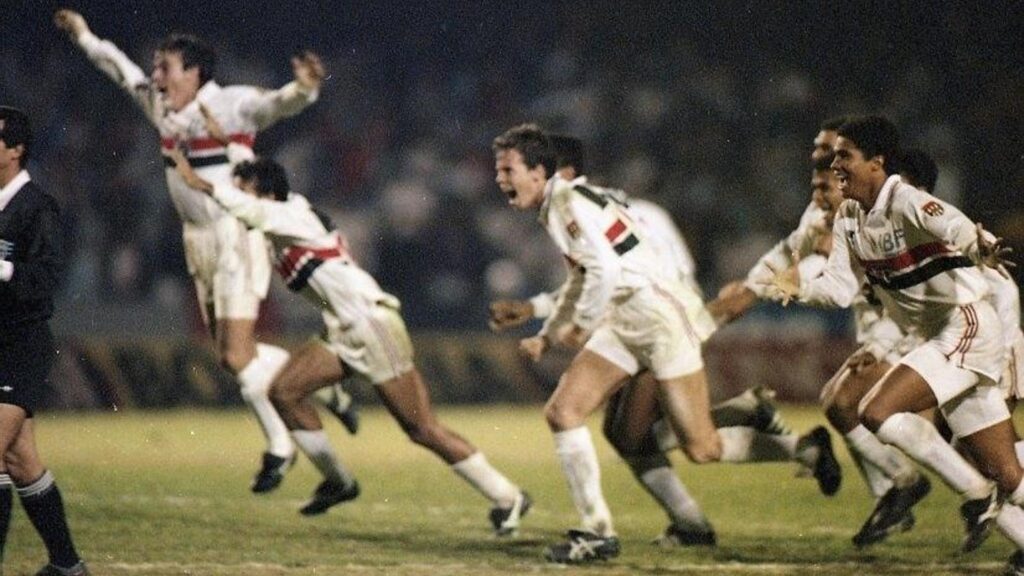 Pelo menos 11 jogadores do elenco são-paulino, de 1992, atuaram na Seleção Brasileira.