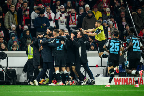 O Leverkusen agora está a seis pontos de distância do Bayern de Munique, lider da Bundesliga.