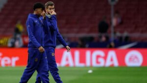 Iñigo Martínez e Lamine Yamal terão seus contratos inscritos pelo Barcelona após venda de Vitor Roque