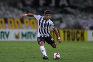 Hulk estreando pelo Atlético-MG.