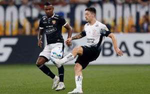 Garro teve boa atuação, mas não conseguiu evitar eliminação do Corinthians na Libertadores