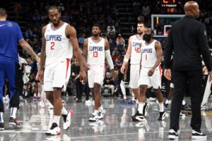 "Big-4" do Clippers com Zubac, Leonard, George e Harden na última temporada não conseguiu fazer com que a equipe avançasse sequer da primeira rodada dos playoffs