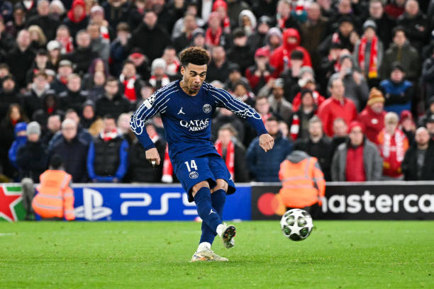 Doué no momento exato de sua cobrança, que classificou o PSG para as quartas de final da UCL.