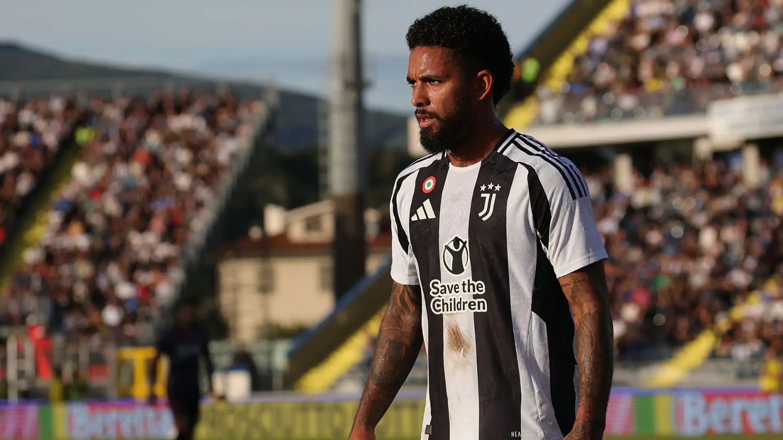 Juventus Douglas Luiz