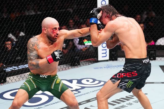 Volkanovski x Lopes