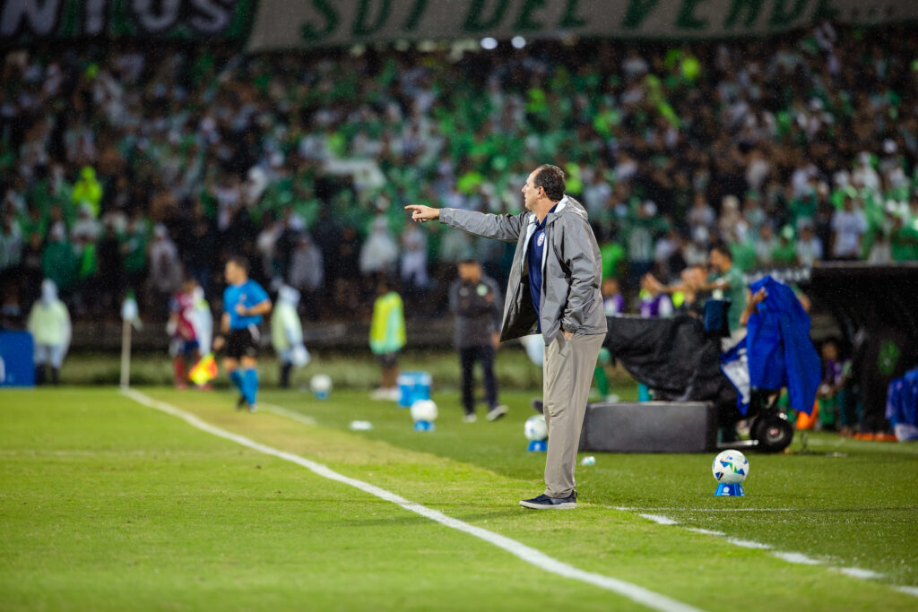 Rogério Ceni no duelo entre Bahia e Atlético Nacional válido pela 5ª rodada da fase de grupos da Copa Libertadores