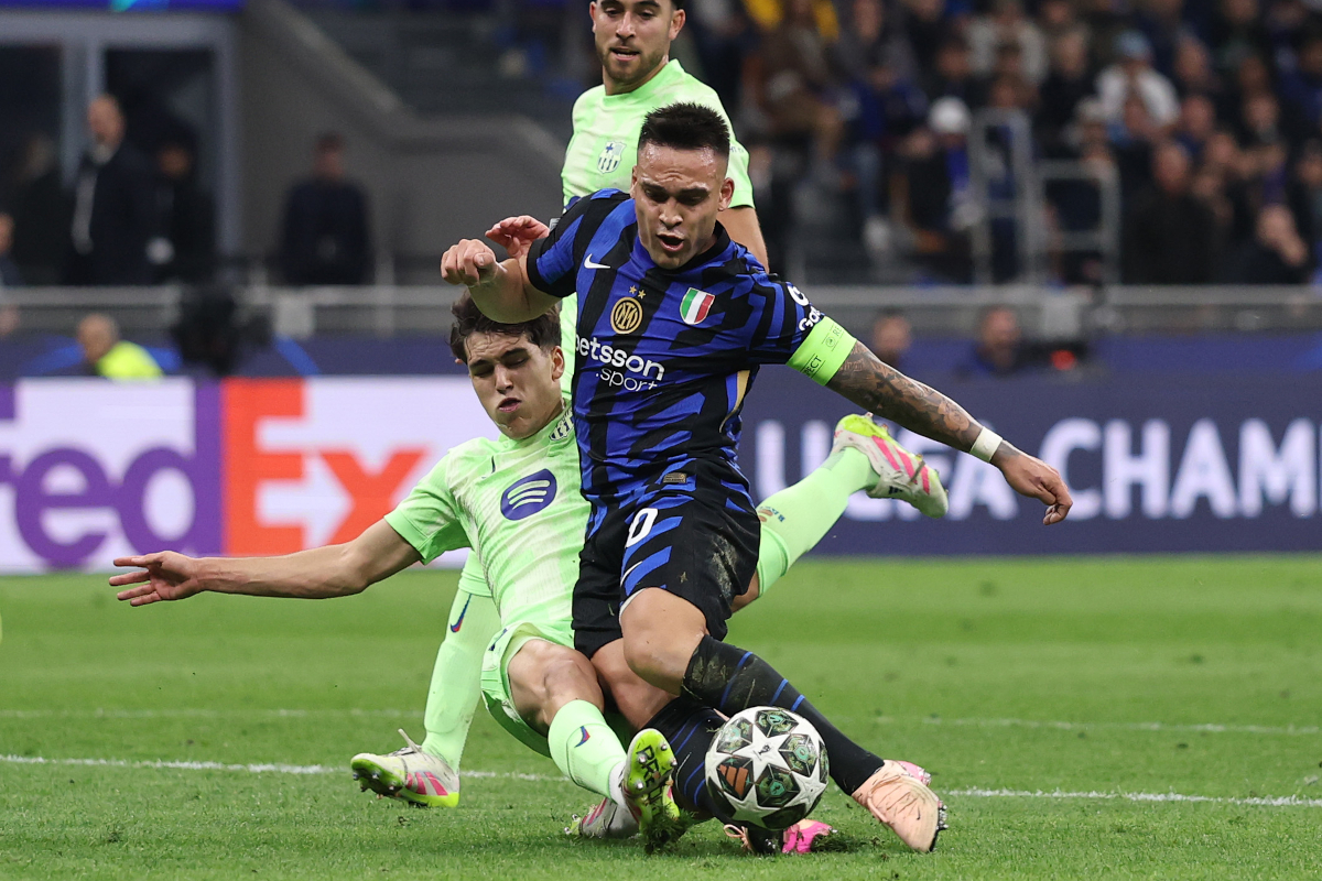 Lautaro Martínez sofre pênalti de Cubarsí 