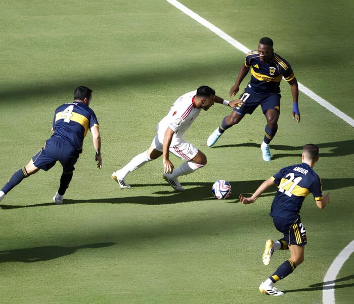 Boca Juniors abre 2 a 0, mas cede empate ao Benfica na estreia das duas equipes na Copa do Mundo de Clubes