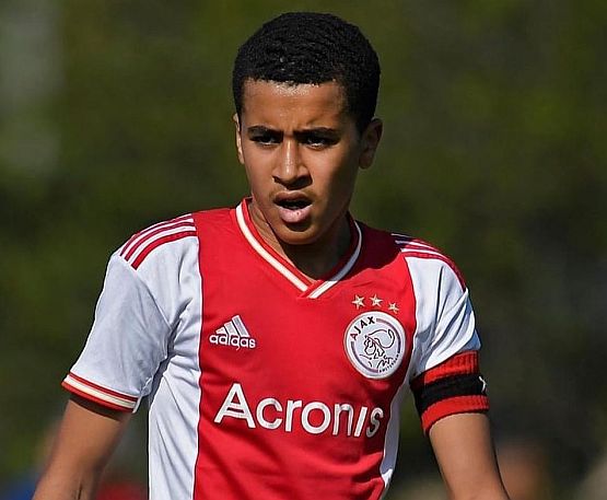 Ouazane, Ajax, Real Madrid, Barcelona