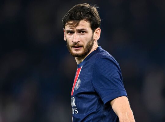 Khvicha Kvaratskhelia PSG Arsenal