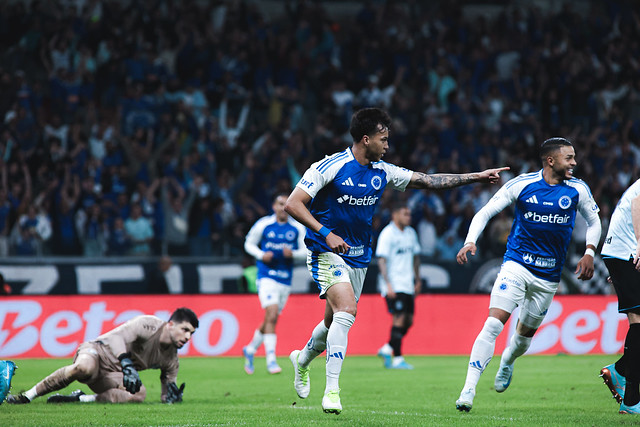 Kaio Jorge comemora o gol que abriu o placar para o Cruzeiro.  Foto: Gustavo Martins/Cruzeiro Esporte Clube — Reprodução.
