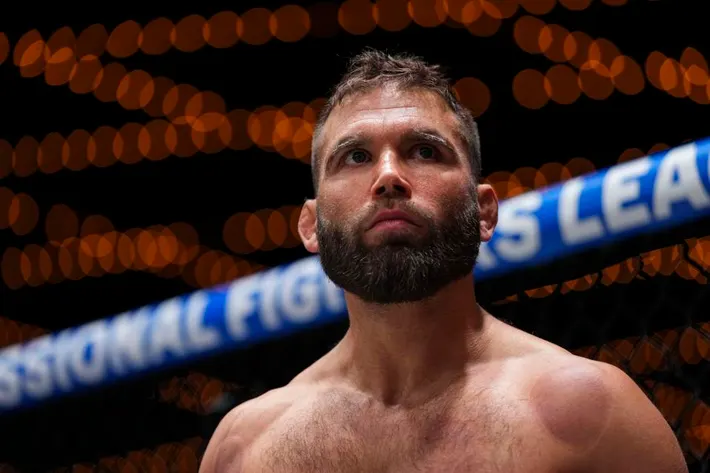 Jeremy Stephens foi preso antes de uma luta