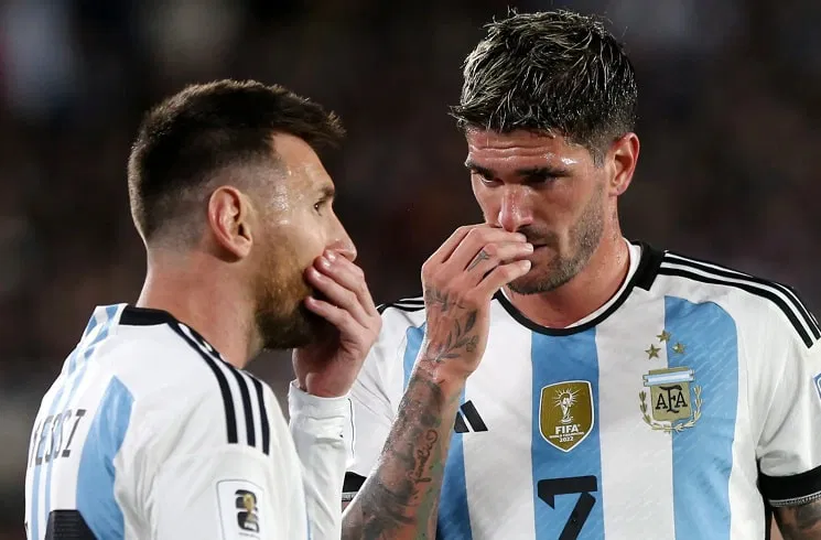 Rodrigo De Paul, Messi, Argentina