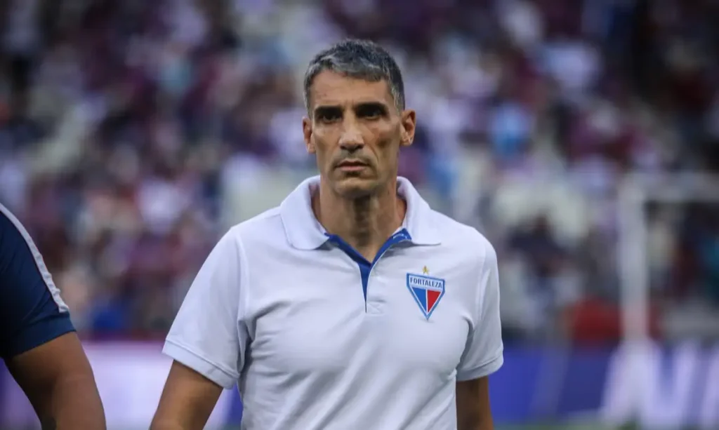 Vojvoda vive seu pior momento no comando do Fortaleza e permanência está em risco