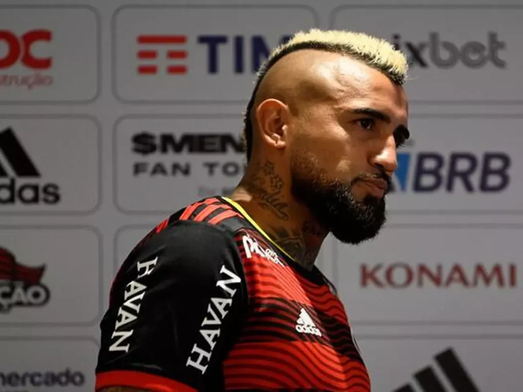 Arturo Vidal foi um dos jogadores de nome que não estiveram no seu melhor pelo Flamengo