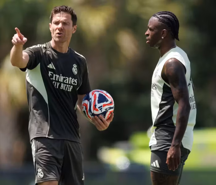 Xabi Alonso, Real Madrid, Vinicius Junior