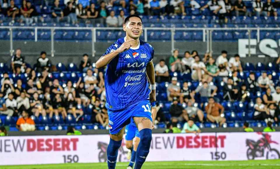 Gustavo Caballero, Santos