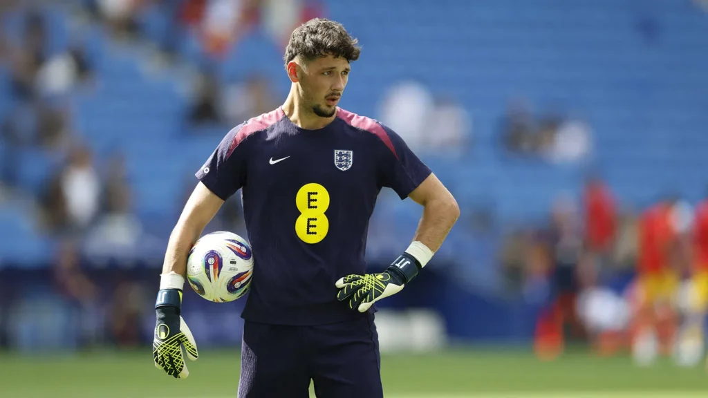 Trafford já recebeu convocações para o time profissional da Inglaterra, mas ainda não fez seu primeiro jogo oficial