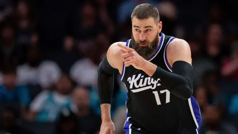 Valanciunas nos Nuggets.