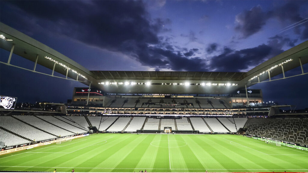 Arena Corinthians é um enorme agravante da crise