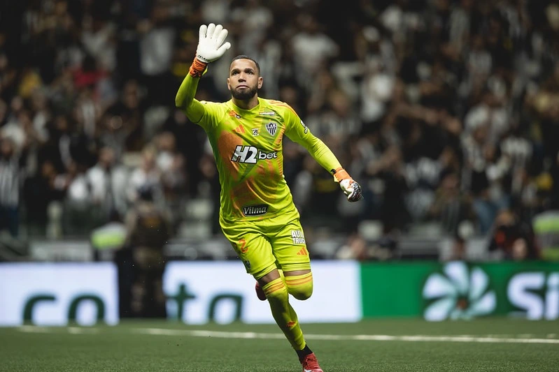 Everson é heroico.