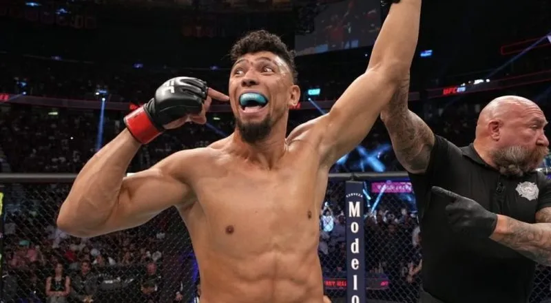 Vitória no UFC Xangai pode representar a redenção de Johnny Walker 
