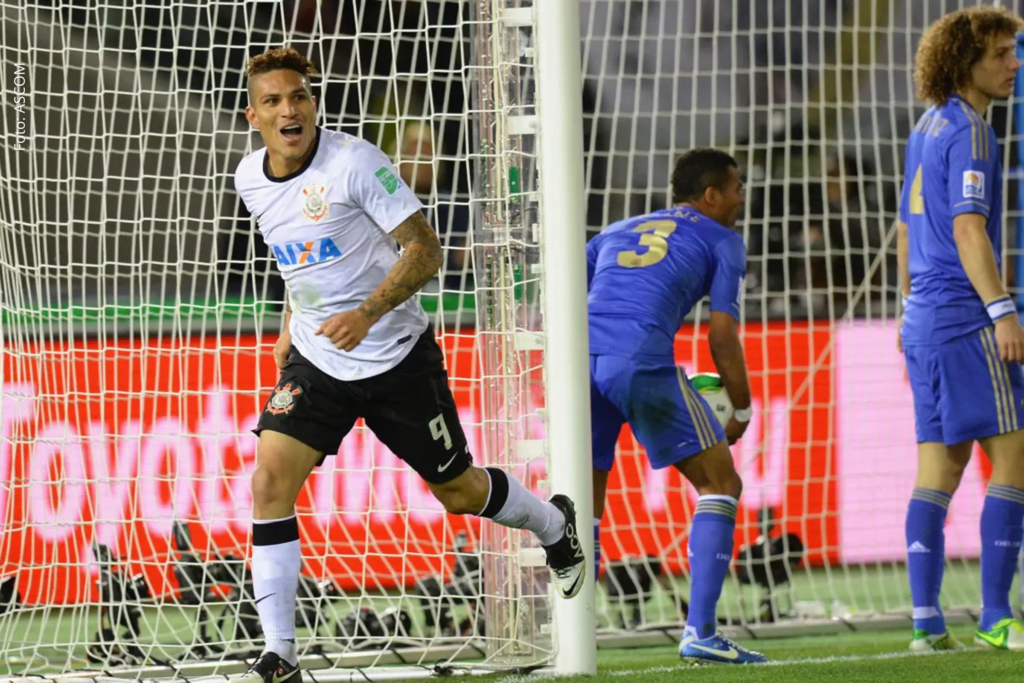 Guerrero comemora o gol do título mundial do Timão