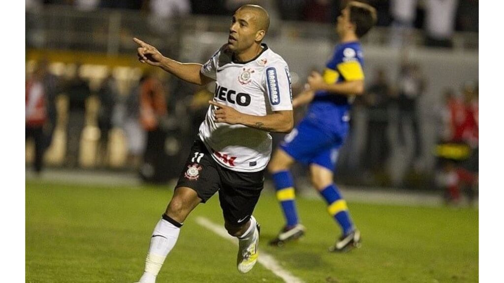Emerson Sheik foi o herói do título corintiano da Libertadores 