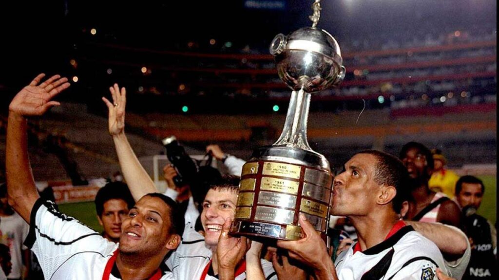 Jogadores do Vasco comemoram o título da Libertadores 