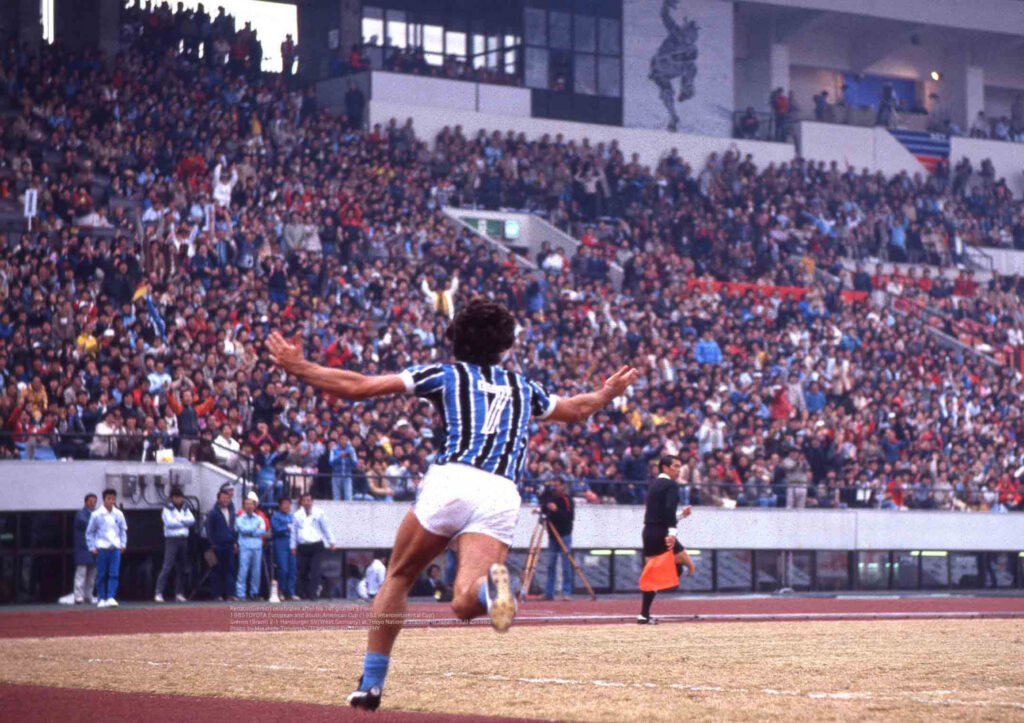 Renato Portaluppi marcou os dois gols na final do mundial de clubes vencida pelo Grêmio