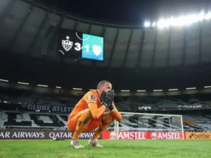 Everson é heroico.
