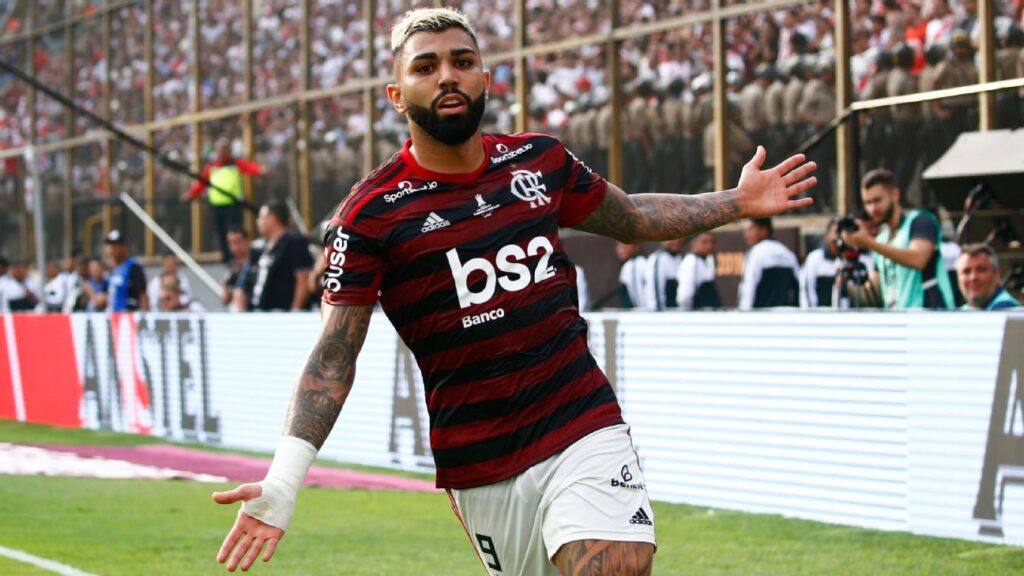 Gabigol fez os dois gols da virada do Flamengo sobre o River Plate na final da Libertadores de 2019