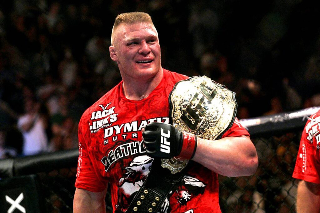 Brock Lesnar saiu da WWE para se tornar campeão do UFC