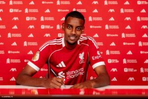 Futebol, Premier League, Isak jogador do Liverpool