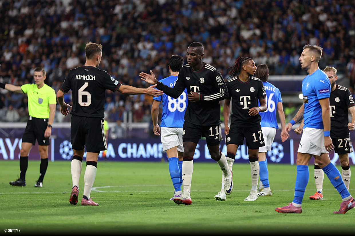 Bayern x Pafos