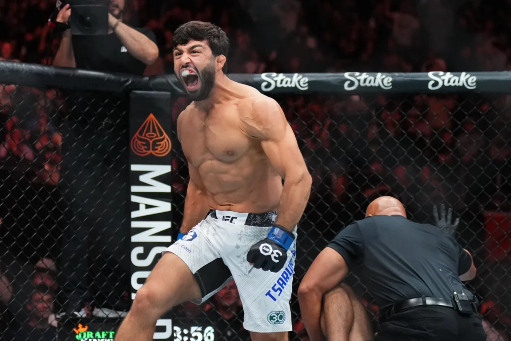 Arman Tsarukyan está 9-2 no UFC e vem de quatro vitórias seguidas
