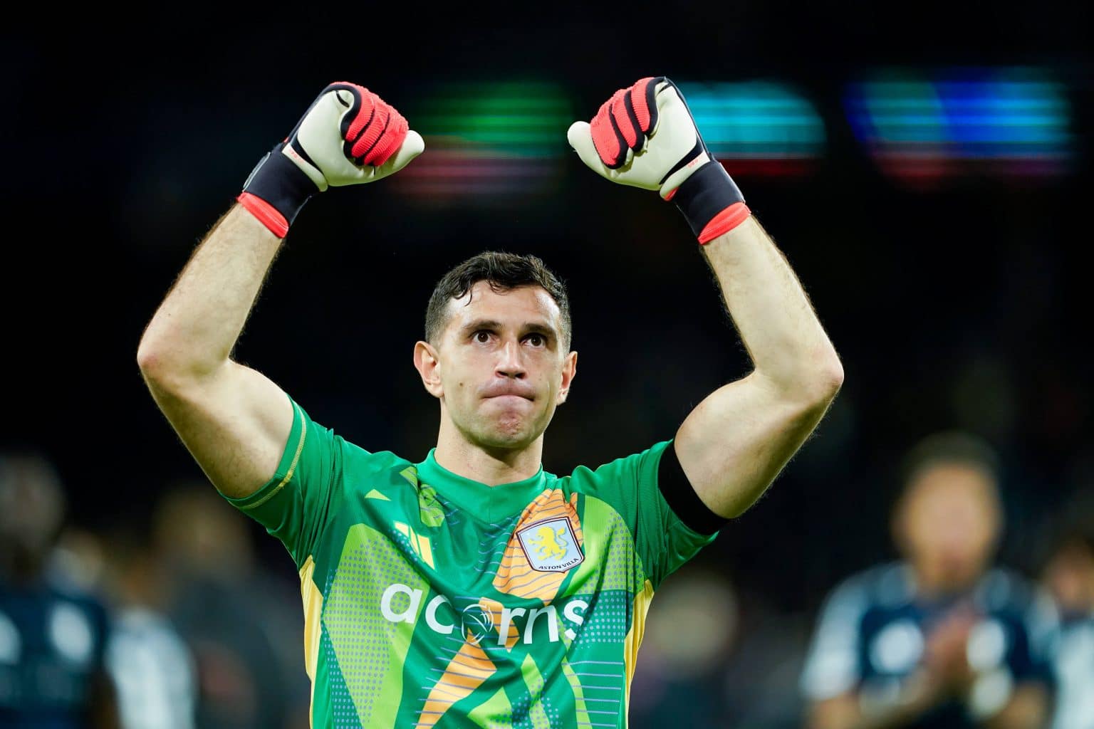 Emiliano Martinez, Aston Villa, Premier League Chelsea