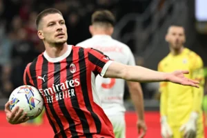 Luka Jovic, Milan