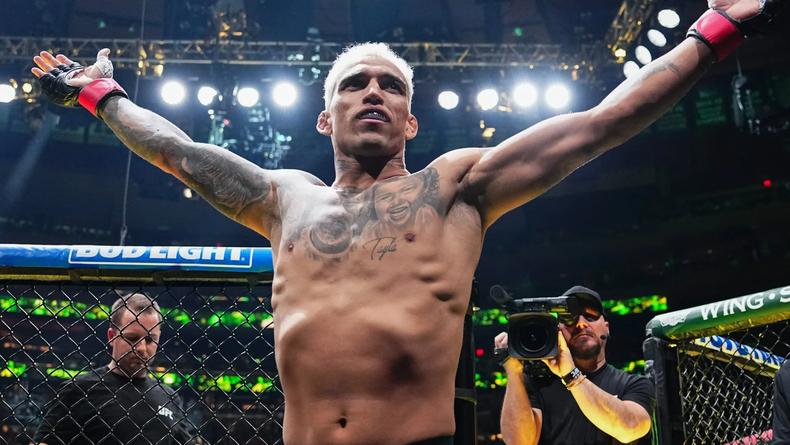 Charles Oliveira UFC Rio